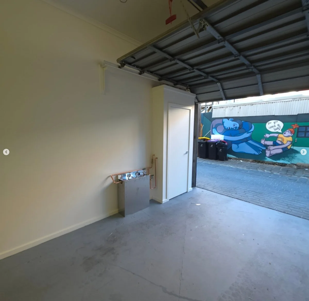 Commercial water filtration station installation